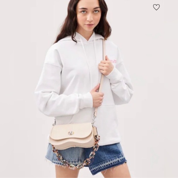 Coach Mini Wavy Dinky Bag in Coachtopia Leather - Picture 9 of 9